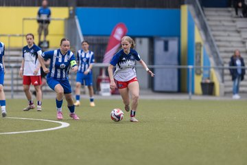 Bild 247 - wBJ Hamburger SV - FC Suederelbe : Ergebnis: 9:0
